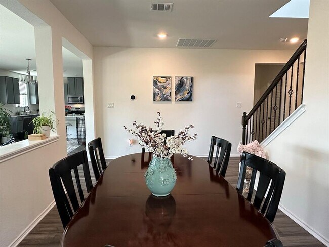 Photo - 4553 Dugenta Pl