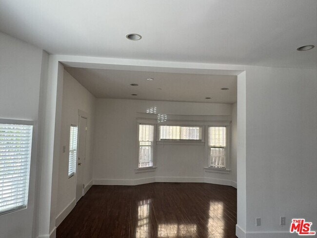 Photo - 2905 W 14th St