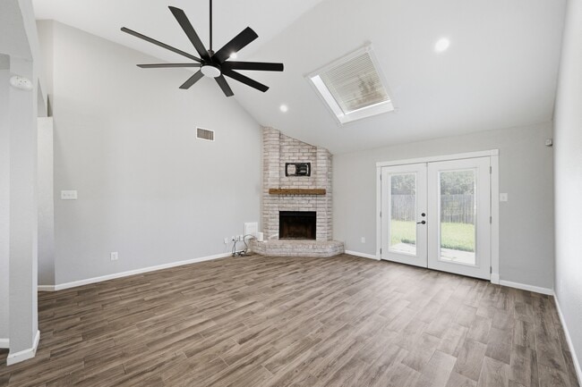 Photo - 1805 Whitebriar Dr