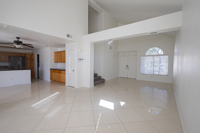 Photo - 7873 Laurelton Pl