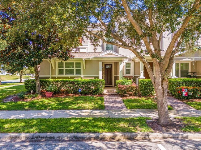 Spacious 3-Bed, 2.5 Bath End Unit Townhome in Windermere with 2 Car Garage!