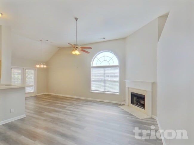 Photo - 9635 Poole Rd