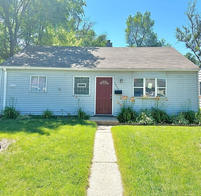 Building Photo - Updated Home with Central Air, Fenced Yard, and Two-Car garage!