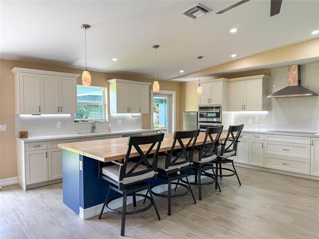 Building Photo - 17420 SW 54th St Rental
