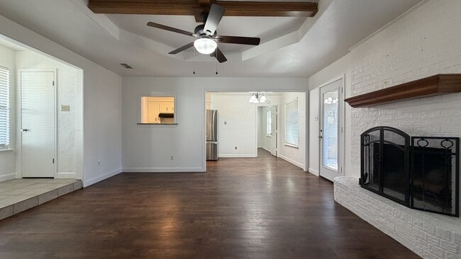 Photo - 6610 Huron Ave