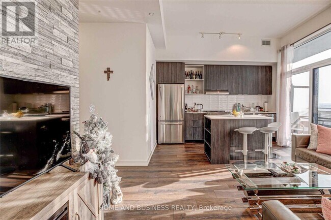 Photo - 2520 Eglinton Ave W Unité 918