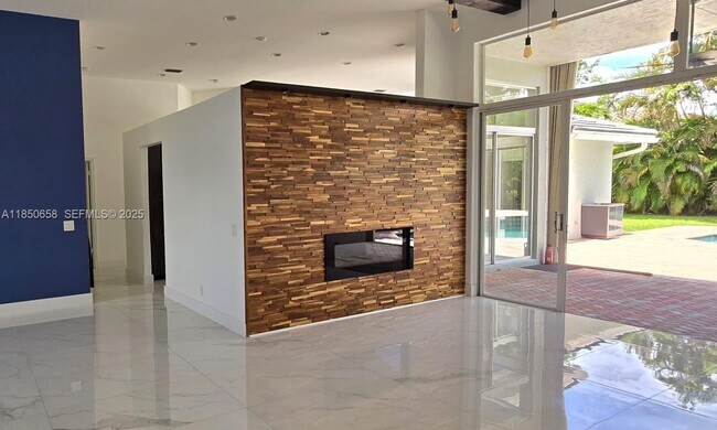 Photo - 1506 Lantana Ct