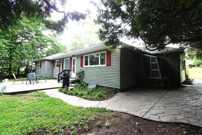 Photo - 24 Forest Rd