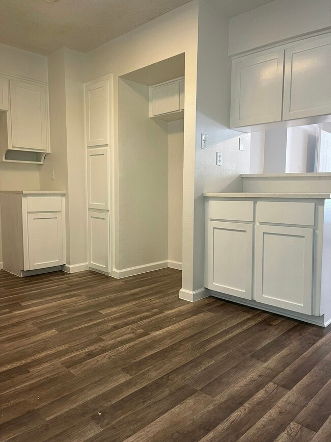 Photo - 6862 S Creek Dr