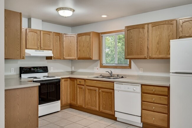 Photo - 2014-2020 7th St S Unit 2018
