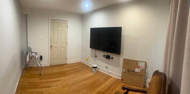 Photo - 8226 Castlebury Ter