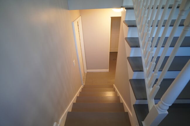 Photo - 1501 N Freund Ave