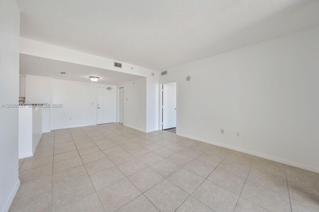 Photo - 215 SW 42nd Ave Unit 507
