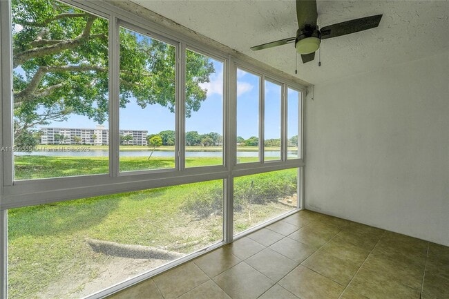 Building Photo - 2940 N Course Dr Unit 102 Rental