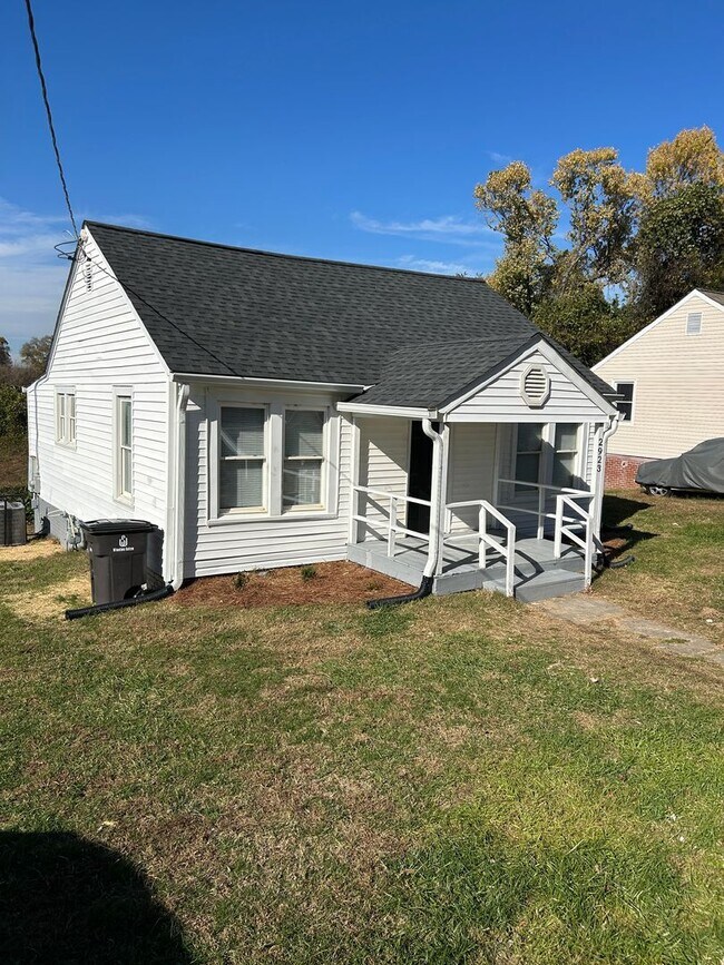 Photo - 2923 Old Greensboro Rd