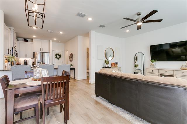 Photo - 7605 Reis Ln