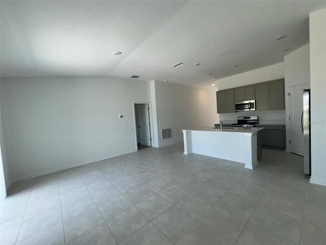 Photo - 1441 Deepwater Cir