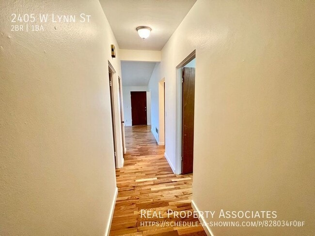 Photo - 2405 W Lynn St Unit 2405 W Lynn