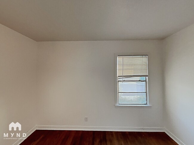 Photo - 401 N Montclair Ave