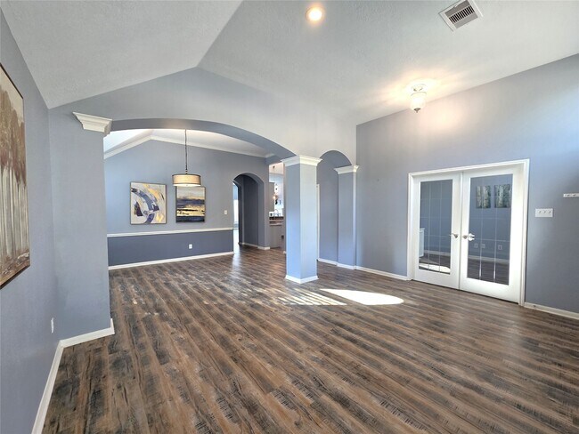 Photo - 2614 Parkbriar Ln