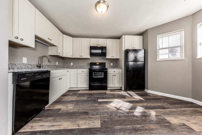 Photo - Brookside Manor Apartments