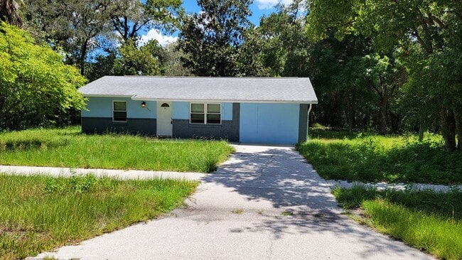 Building Photo - 2460 W Angler Ln