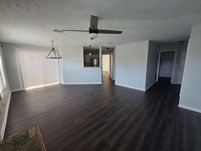 Photo - 979 Stewarts Creek Dr