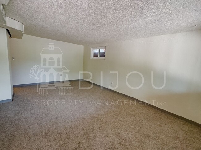 Photo - 3306 W Platte Ave Unit Lower