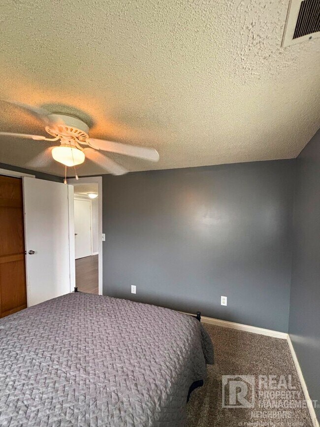 Photo - Spacious 2 Bed, 1 Bath Home in Alto, MI