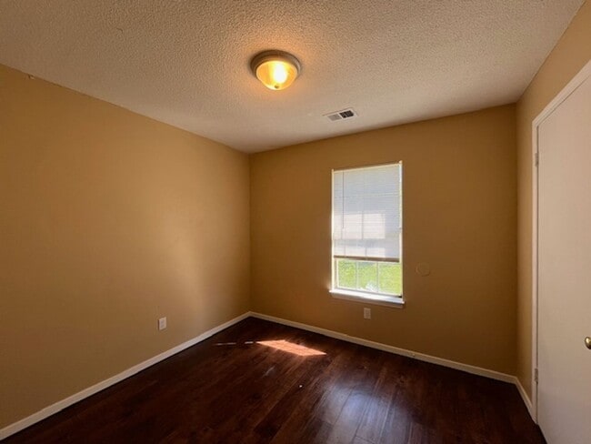 Photo - Renovated 3 Bedroom 2 Bath Home for Rent!!...