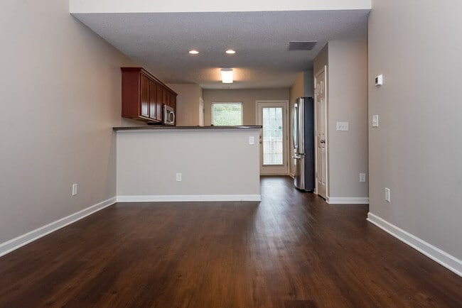 Photo - 316 Lauren Dr