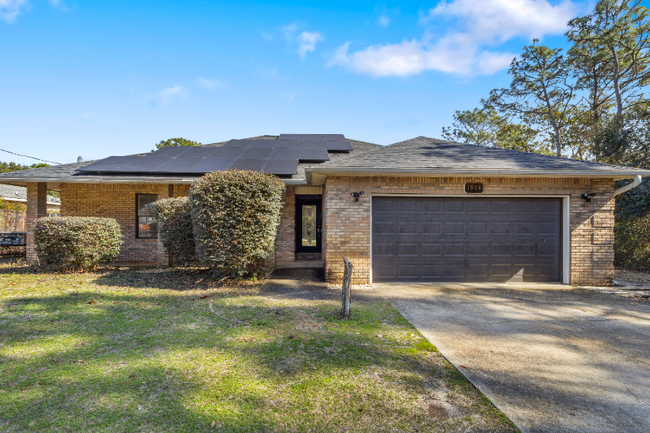 Photo - 1904 Frontera St House