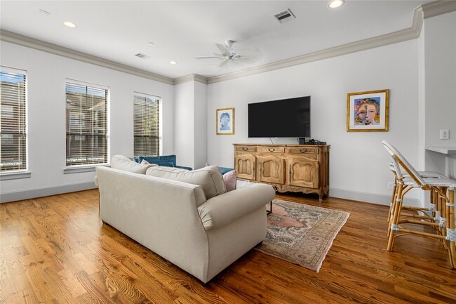 Photo - 3302 Audley St Unit 124