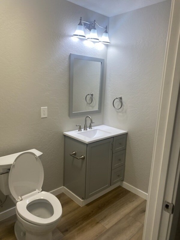 Photo - 2109 W Pacific Ave