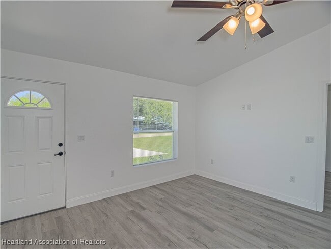 Photo - 3923 Ann Ave