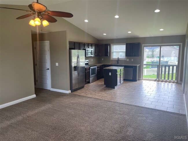 32 Rolling Rock Creek Ct