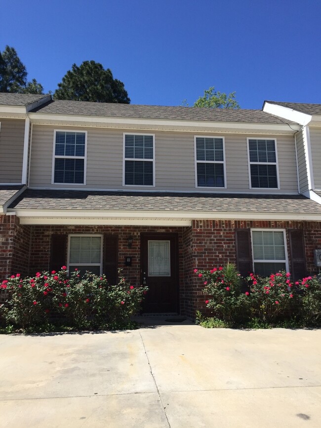 3 Bedroom 2 Bath Townhouse in Broussard - 3 Bedroom 2 Bath Townhouse in Broussard