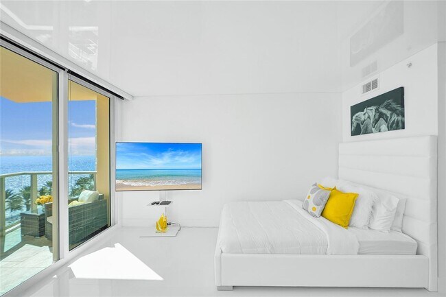 Photo - 2501 S Ocean Dr Unidad 1024