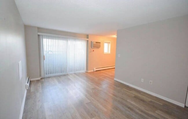 Photo - Lobb Field Apartments