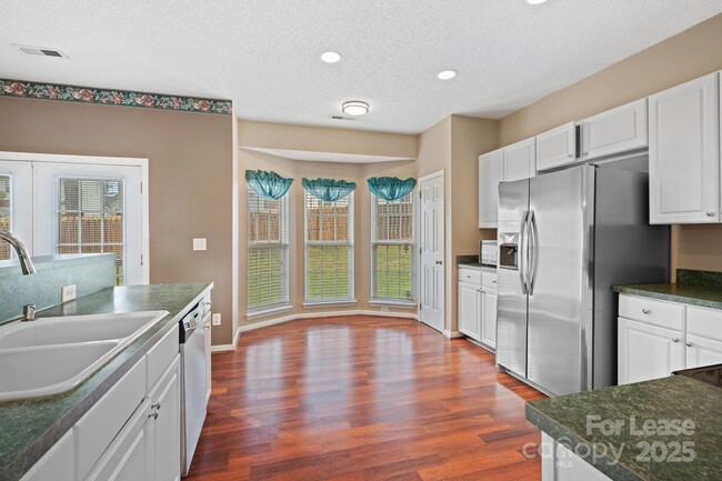 Photo - 7402 Shiras Ct House