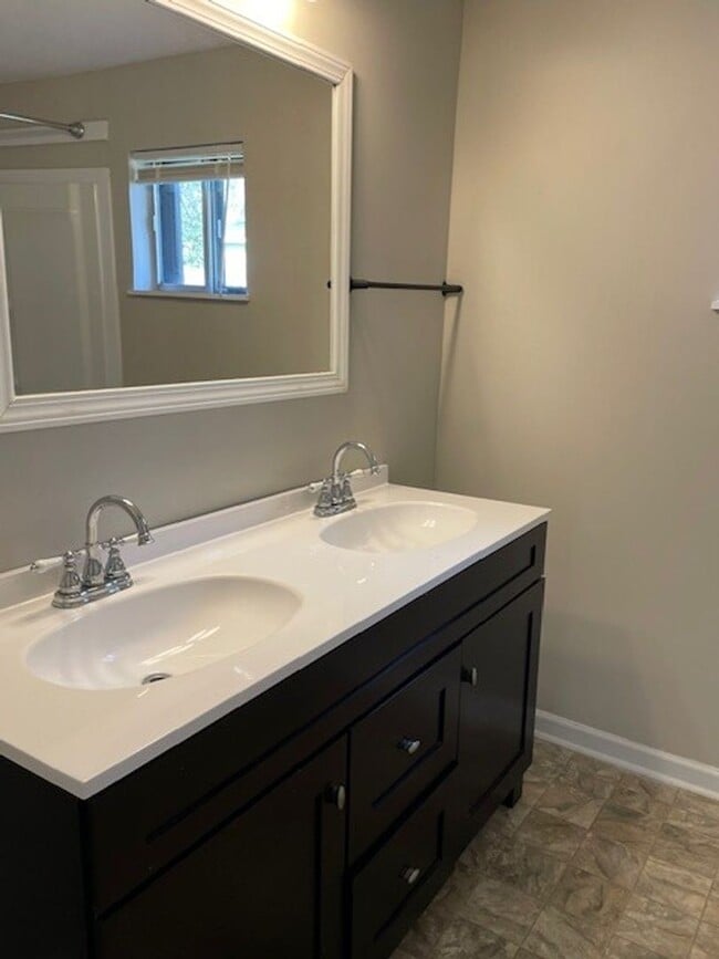 Photo - SINGLE FAMILY HOME