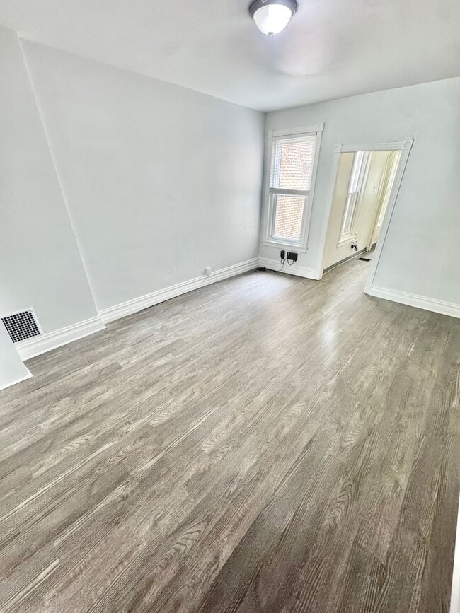 Photo - 1410 W Turner St Unit 1st Floor