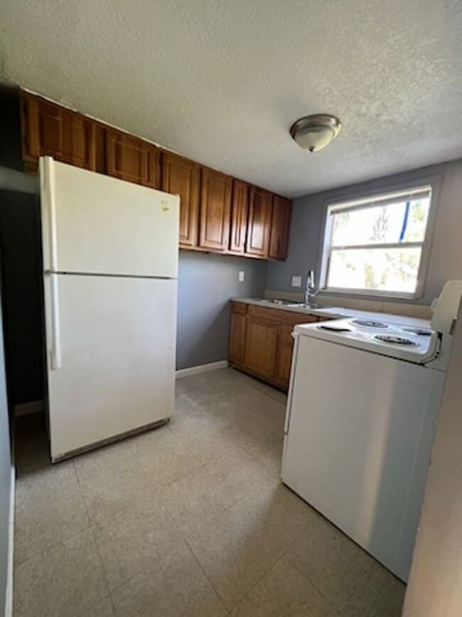 Photo - 3401 Ave R NW