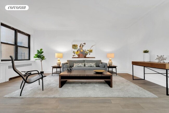 Building Photo - 3000 Valentine Ave