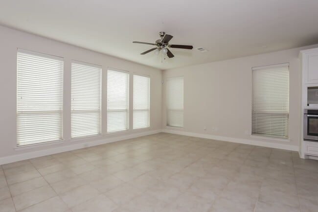 Photo - 3412 Damsel Sauvage Ln