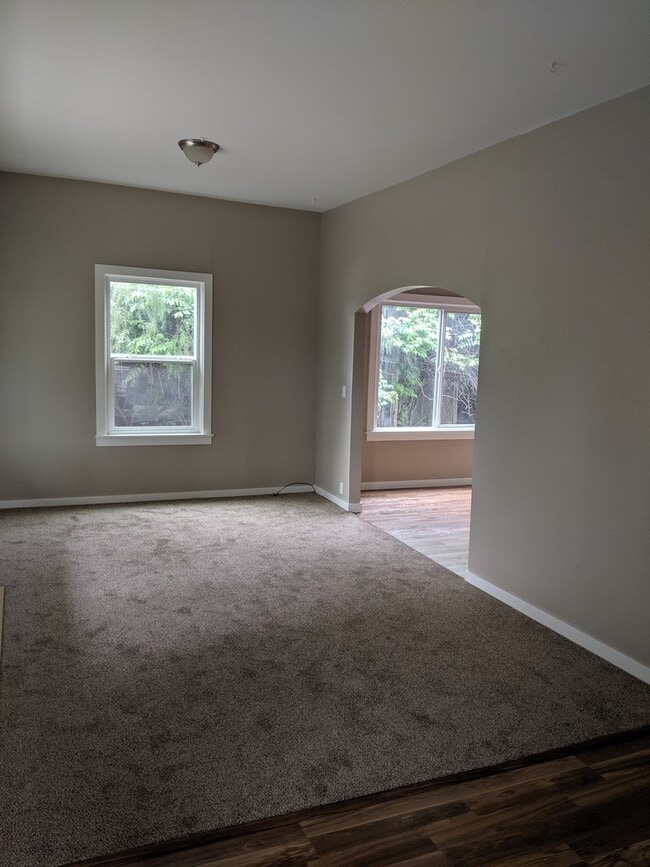 Photo - Great Commuter Location