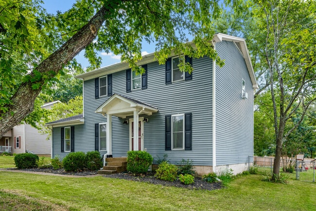 Photo - 453 Belinda Pkwy