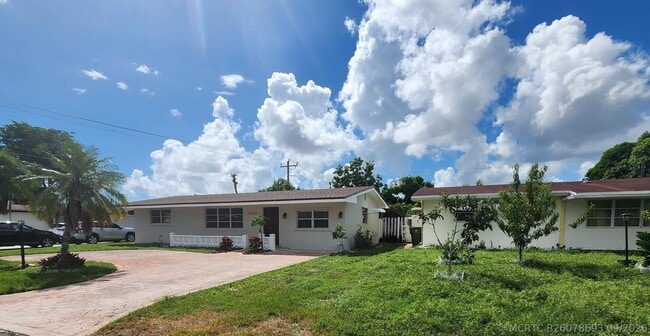 8760 NW 14th St
