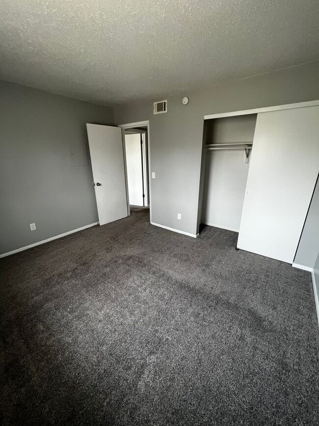 3107 Schuetzen Ln Unidad 3