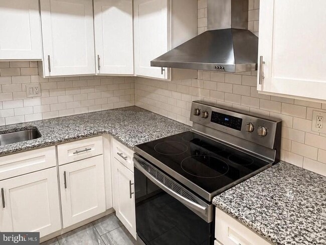 Photo - 3408 Stafford Pl
